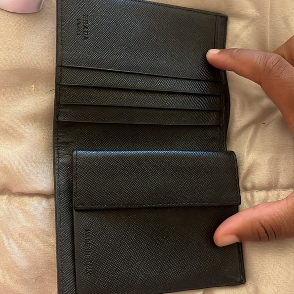Prada wallet GUC A FEW STAINS - Picture 2 of 3